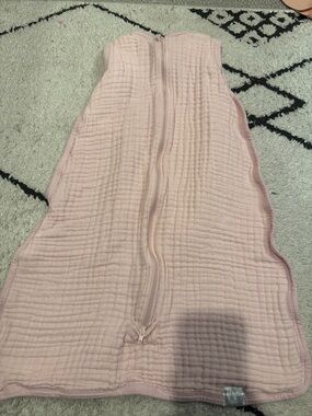 lulujo 0-6 m Baby Muslin Zip Sleeping Sack - Light Pink